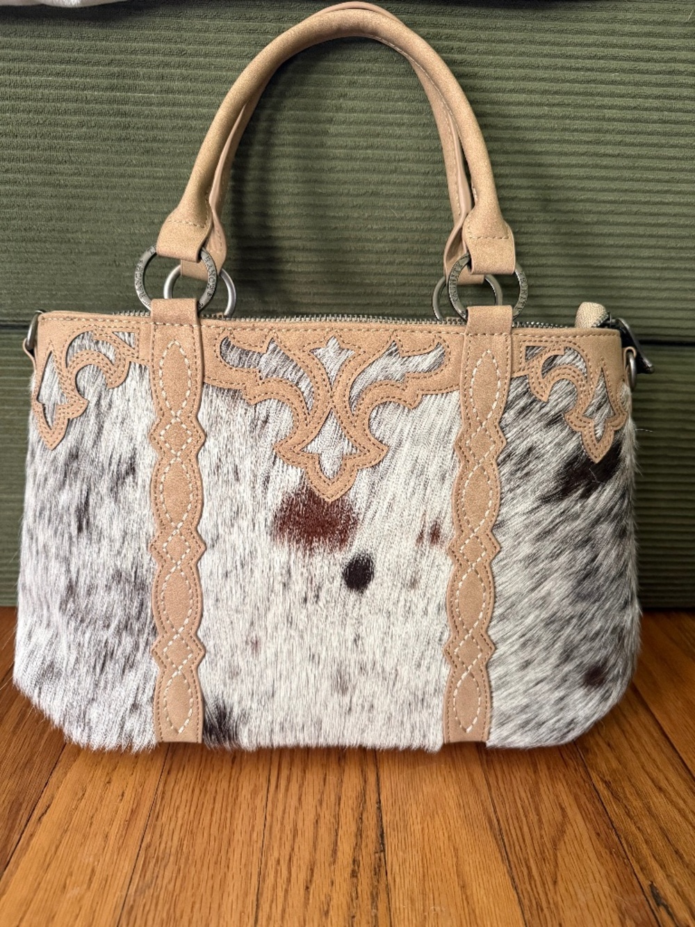 New Trinity Ranch purse w/ concealed carry!